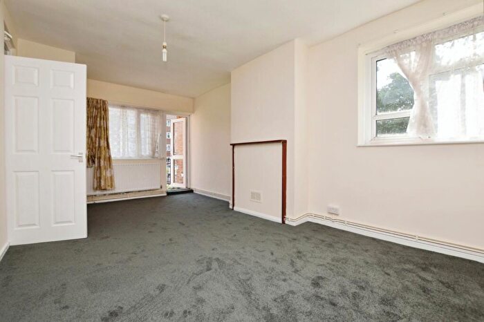 2 Bedroom Flat To Rent In Sheenewood Sydenham, SE26