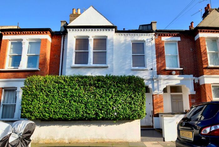 2 Bedroom Flat To Rent In Danehurst Street, London, SW6