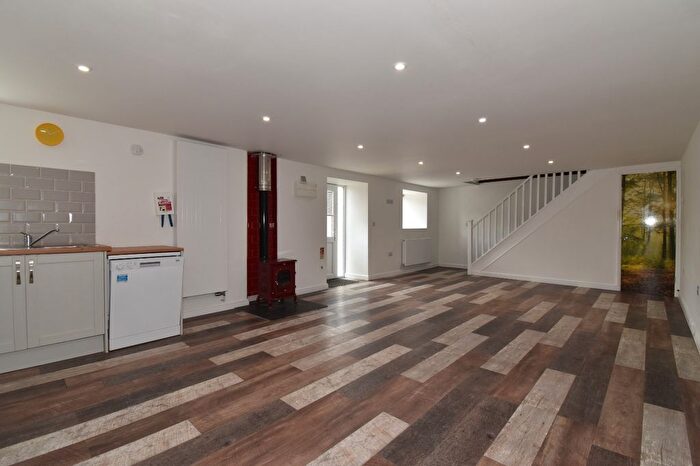 4 Bedroom Terraced House To Rent In Bridge, Redruth, TR16