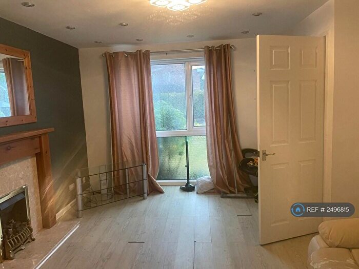 3 Bedroom Detached House To Rent In Greenbarn Way, Blackrod, Bolton, BL6