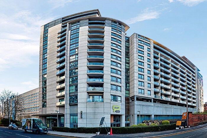 2 Bedroom Apartment To Rent In Centenary Plaza, B1