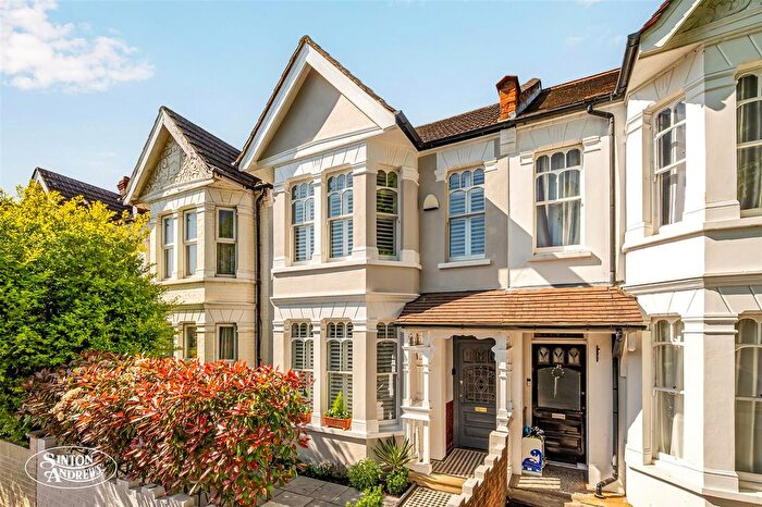 3 Bedroom Terraced House For Sale In St. Kilda Road, West Ealing, W13