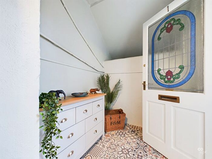 1 Bedroom Terraced House To Rent In Wilbury Road, Hove, BN3