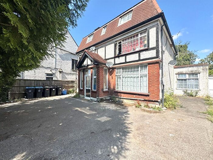 2 Bedroom Flat To Rent In Forty Avenue, Wembley, HA9