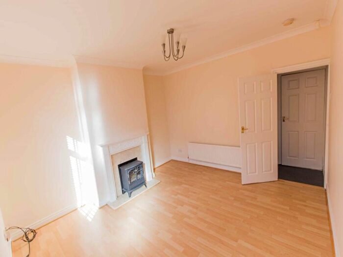 2 Bedroom House To Rent In Pond Street, Barnsley, S70