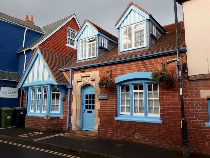 1 Bedroom Flat To Rent In Fore Street, Topsham, EX3