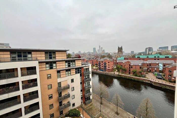 1 Bedroom Flat To Rent In Bowman Lane, Leeds, LS10