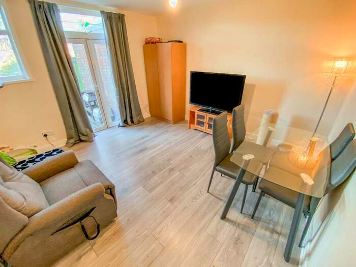 3 Bedroom House To Rent In Harlaxton Street, Leicester, , LE3