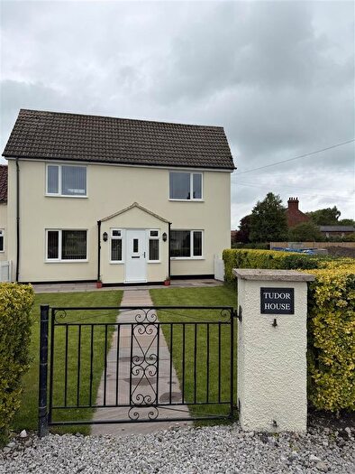 2 Bedroom Detached House To Rent In Main Street, Cliffe, YO8