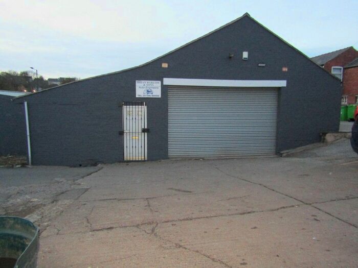 Detached House To Rent In Doncaster Road, Conisbrough, Doncaster DN12