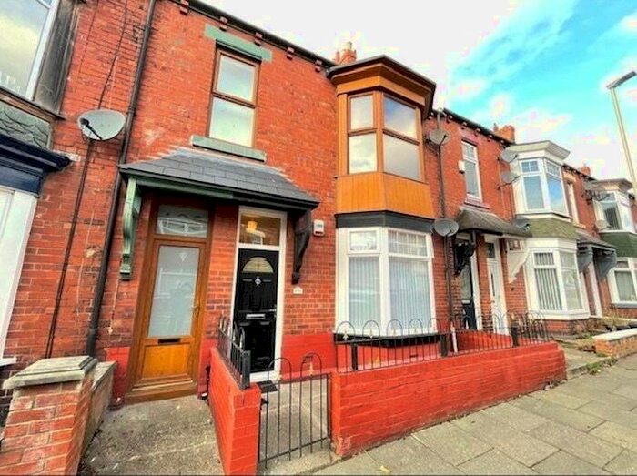 3 Bedroom Flat To Rent In Birchington Avenue, South Shields, NE33