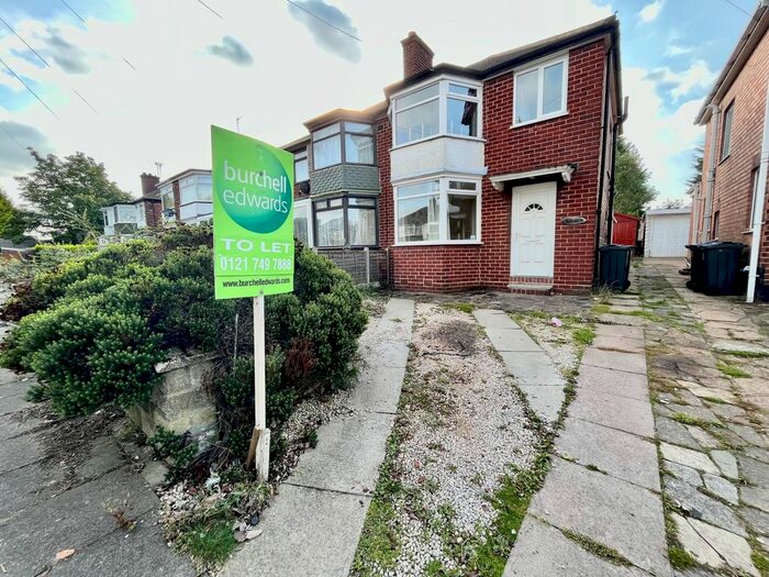 3 Bedroom Semi-Detached House To Rent In Oakdale Road, Castle Bromwich, Birmingham B36