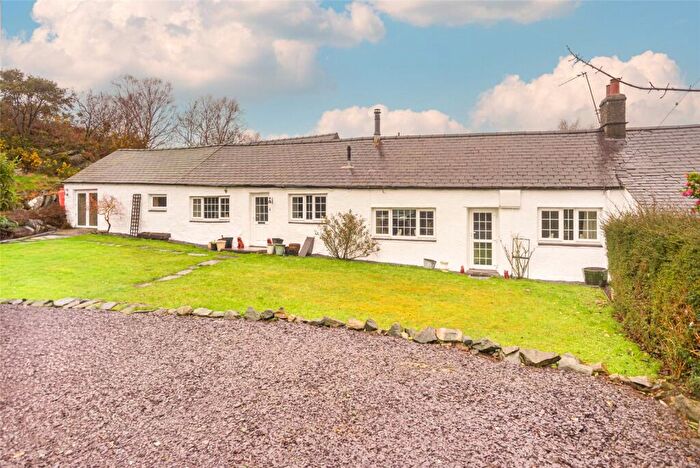 2 Bedroom Semi Detached House For Sale In Tregarth, Bangor, Gwynedd, LL57