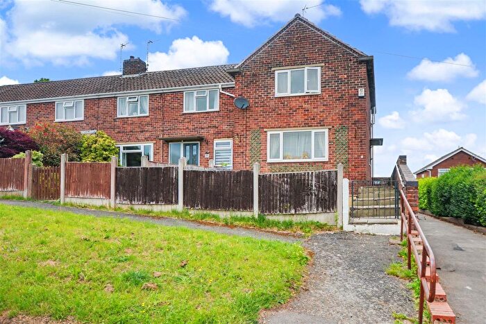 2 Bedroom End Of Terrace House For Sale In Kenilworth Drive, Kirk Hallam, DE7