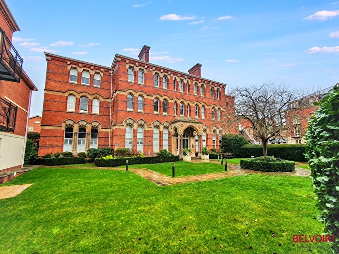 1 Bedroom Flat For Sale In St Georges Place, Cheltenham, GL50