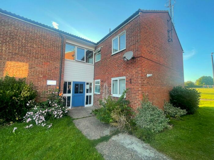 1 Bedroom Flat To Rent In Affleck Road, Colchester, CO4