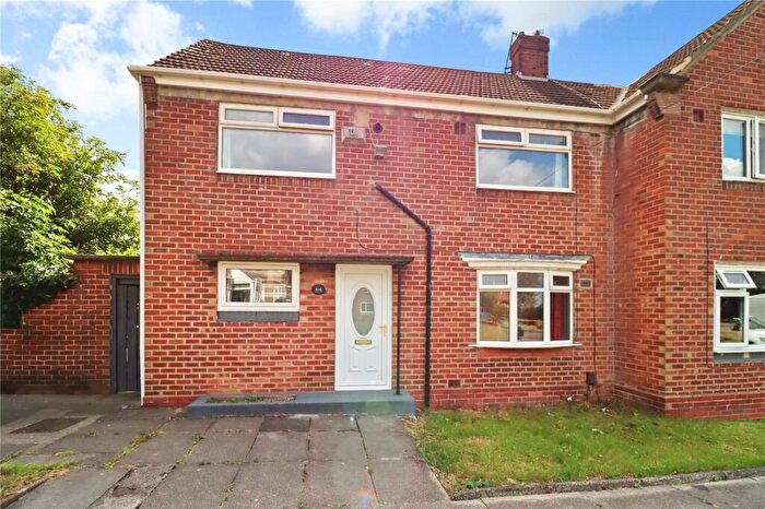3 Bedroom Semi-Detached House For Sale In St. Lukes Road, Sunderland, Tyne And Wear, SR4