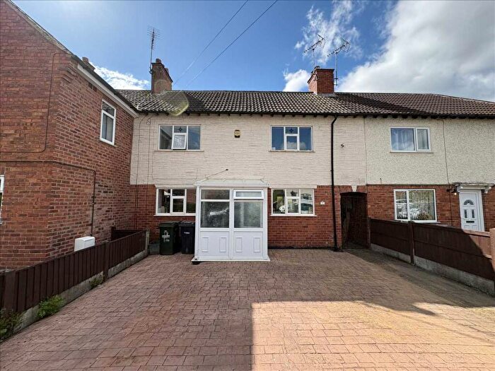 3 Bedroom Terraced House For Sale In The Quadrangle, Newstead Village, NG15