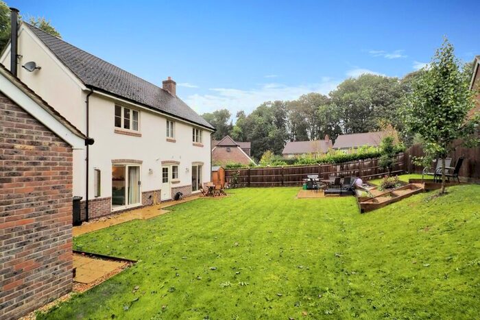 4 Bedroom Detached House For Sale In Fine Acres Rise, Over Wallop, Stockbridge, SO20