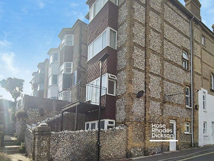 2 Bedroom Property To Rent In East Street, Ventnor, Isle Of Wight, PO38