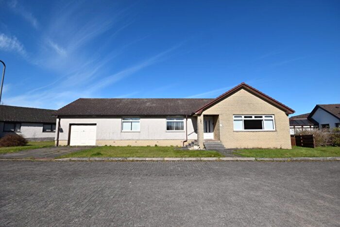 3 Bedroom Detached Bungalow For Sale In Rogerhill Close, Kirkmuirhill, ML11