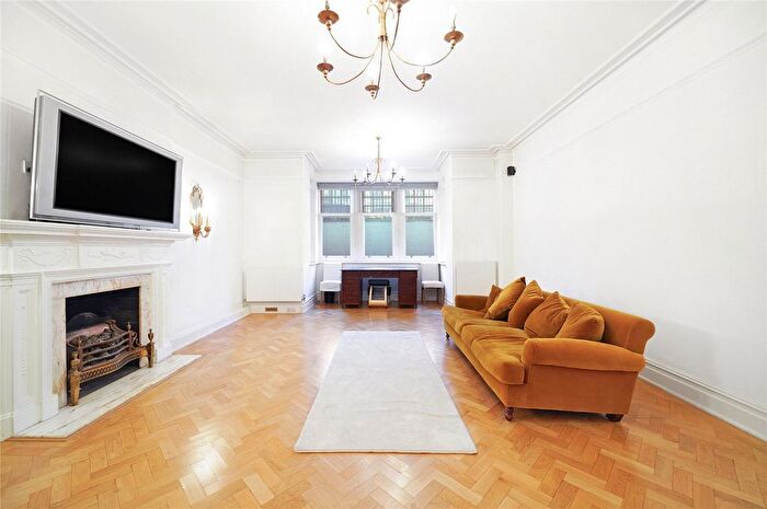 2 Bedroom Flat To Rent In Queens Gate, South Kensington, SW7