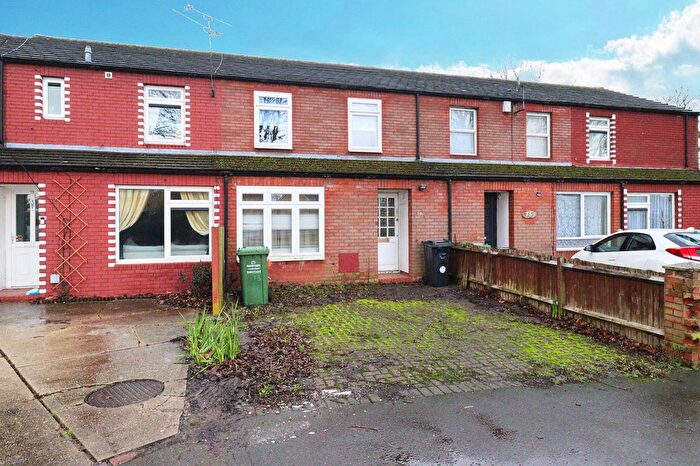 3 Bedroom Terraced House For Sale In Dengayne, Basildon, Essex, SS14