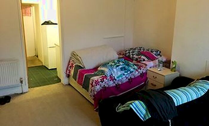1 Bedroom Flat To Rent In Kelso Road, Leeds LS2