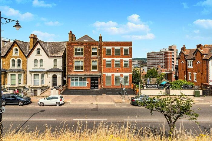 Studio To Rent In New Road Avenue, Chatham, Kent, ME4