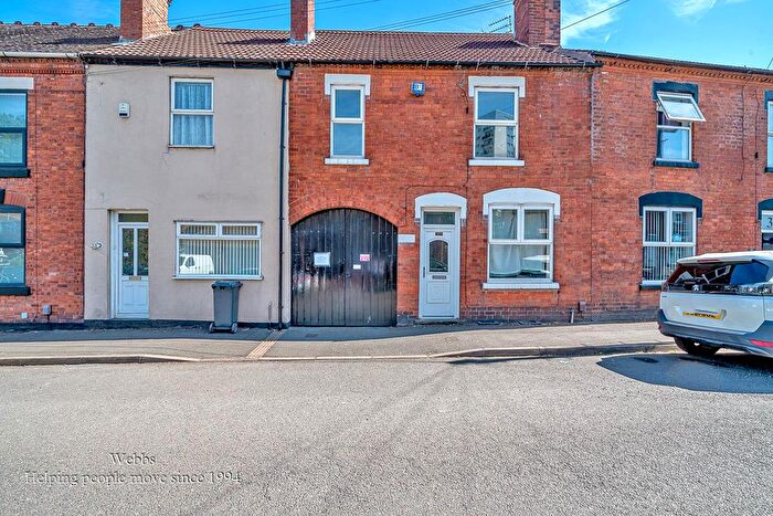 3 Bedroom Terraced House For Sale In Clarendon Street, Bloxwich, WS3