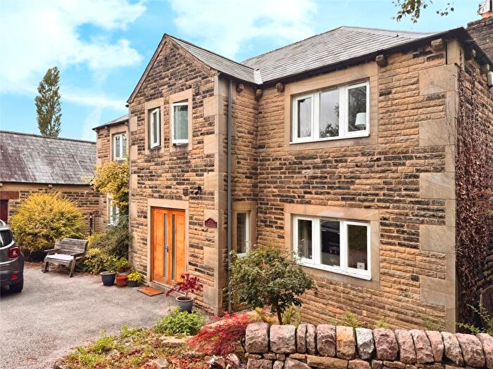 4 Bedroom Detached House For Sale In Bakewell Road, Matlock, Derbyshire, DE4