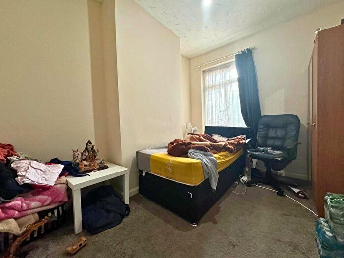 3 Bedroom Terraced House For Sale In Burlington Road, West Bromwich, B70