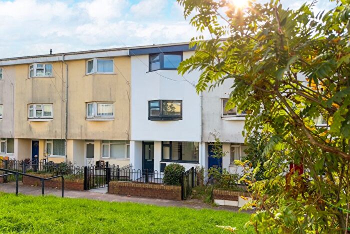 3 Bedroom Terraced House For Sale In Bryn Celyn, Pentwyn, CF23