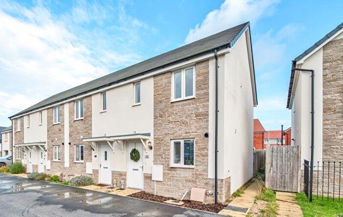 2 Bedroom End Of Terrace House For Sale In Scout Road, Haywood Village - Immaculate Home, BS24