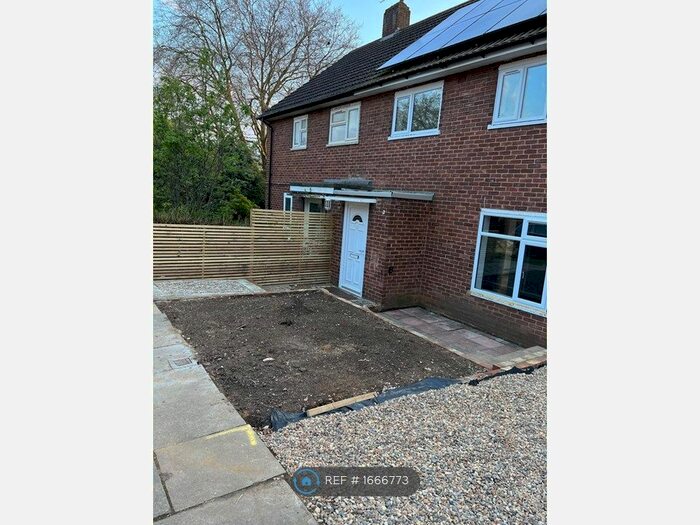 3 Bedroom Semi-Detached House To Rent In Greydells Road, Stevenage, SG1