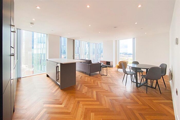 2 Bedroom Apartment To Rent In East Tower, Owen Street, M15