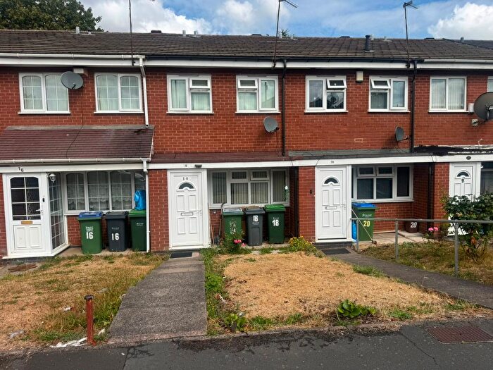 2 Bedroom Terraced House For Sale In Roslyn Close, Smethwick, Birmingham, B66