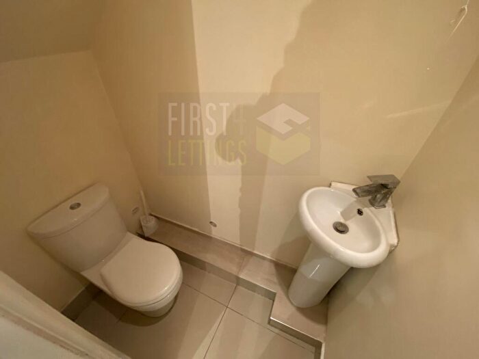 1 Bedroom Flat To Rent In St. James Road, Highfields, LE2