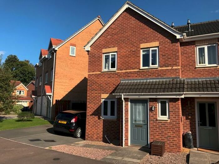 3 Bedroom Semi-Detached House To Rent In Longfield Avenue, Nottingham, NG8