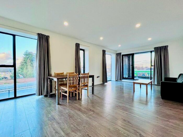 2 Bedroom Flat To Rent In Butchers Road, London, E16