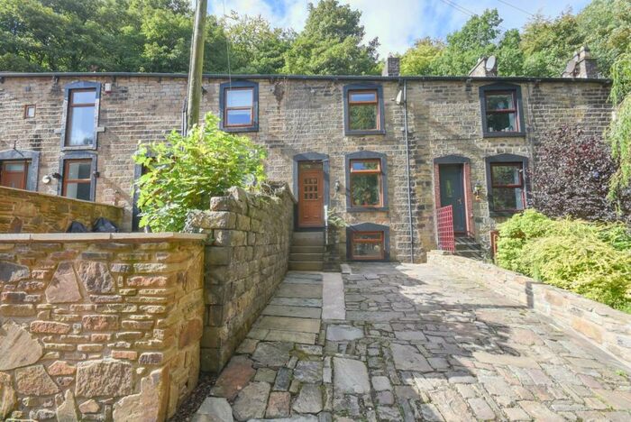 2 Bedroom Terraced House For Sale In Smithy Green, Huddersfield Road, Newhey, Rochdale, OL16