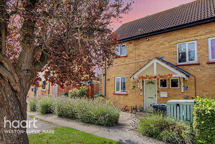 2 Bedroom Semi-Detached House For Sale In Oxford Square, Weston-Super-Mare, BS24