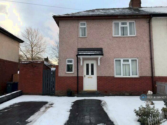 2 Bedroom Semi-Detached House To Rent In Musden Avenue, Rossendale, BB4