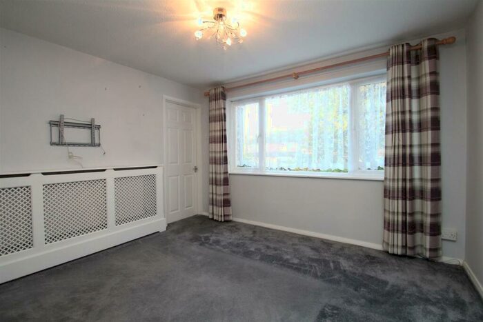 3 Bedroom House To Rent In Feacey Down, Hemel Hempstead, HP1