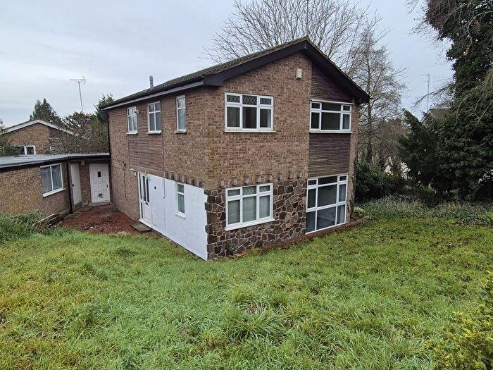 4 Bedroom Detached House To Rent In Oakenshaw Close, Leicester, LE4