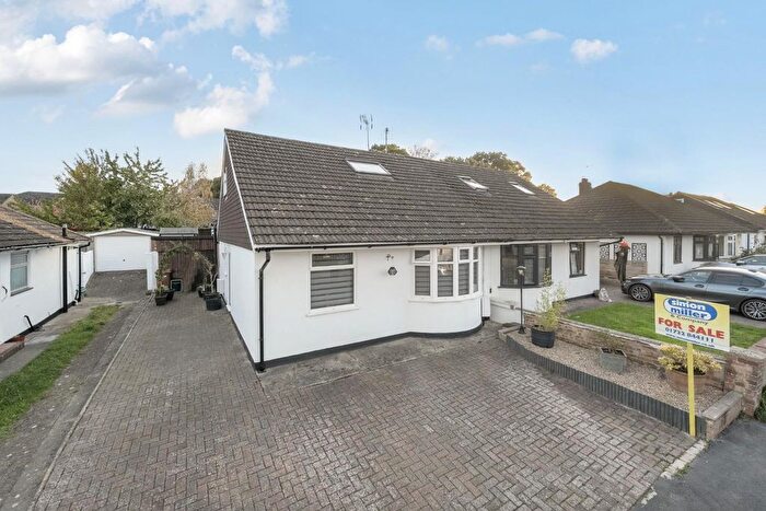 4 Bedroom Semi Detached Bungalow For Sale In Warrington Road, Paddock Wood, Tonbridge, TN12
