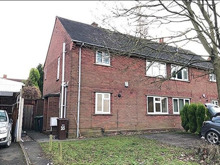 1 Bedroom Flat To Rent In Warstones Drive, Warstones, Wolverhampton, WV4
