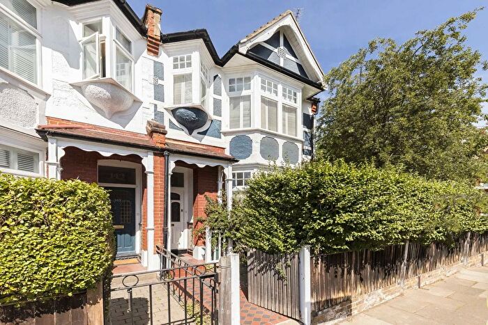 4 Bedroom Property To Rent In Fielding Road, London, W4