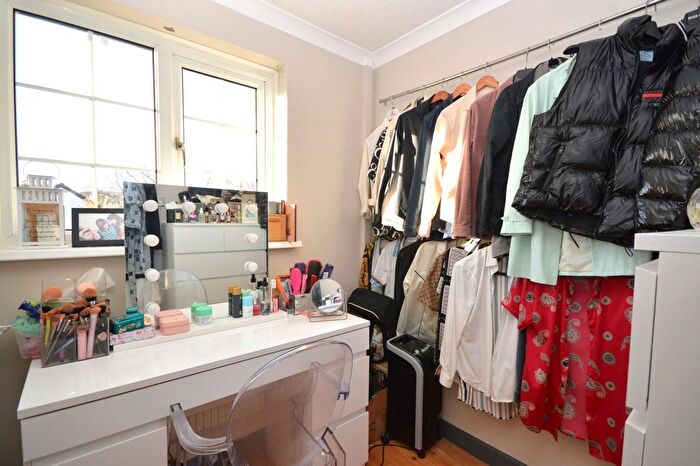 3 Bedroom End Of Terrace House For Sale In Newbury Close, Plymouth, Devon, PL5