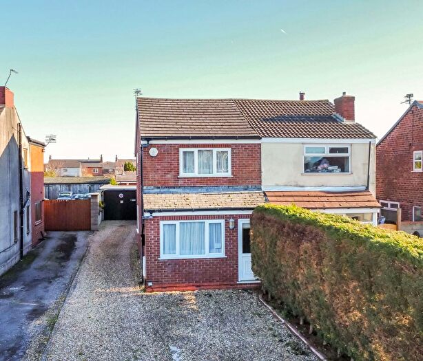 3 Bedroom Semi Detached House For Sale In Old Park Lane, Southport, PR9